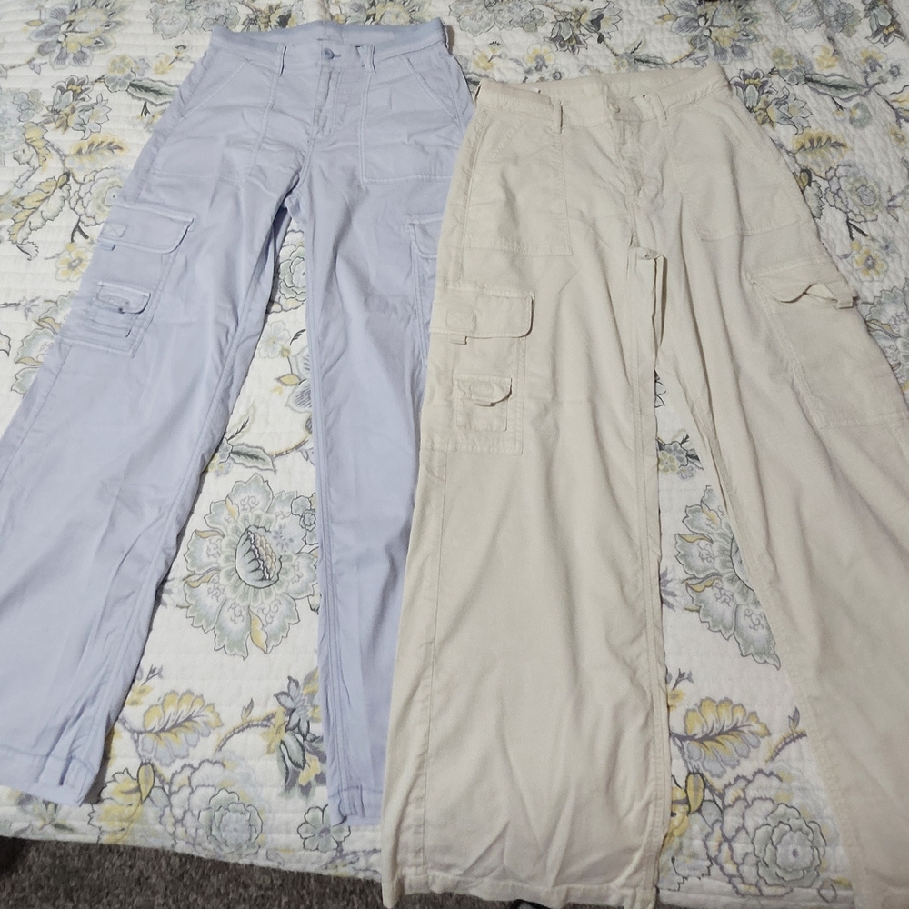 2 Pairs + 1 FREE Stylish Women's Cargo Pants